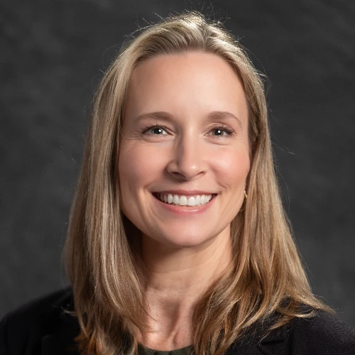 Cindy Cantor Headshot